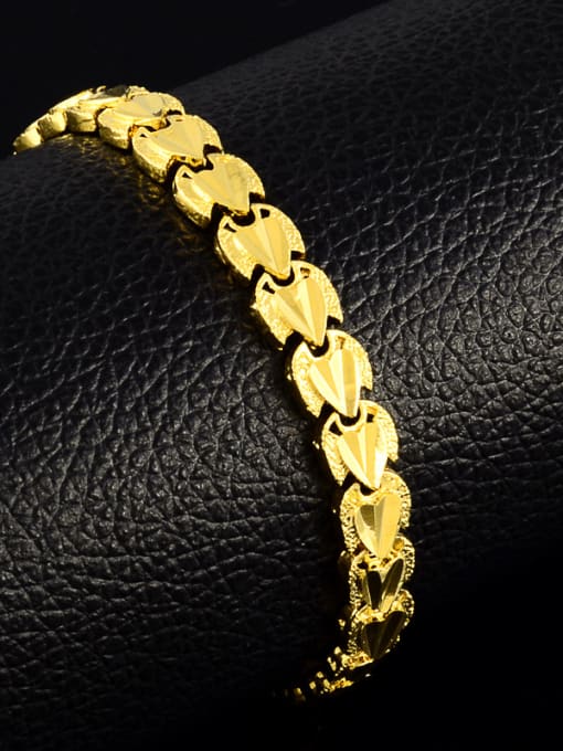 Yi Heng Da Exquisite 24K Gold Plated Heart Deign Copper Bracelet 2
