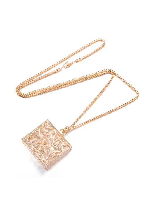 Rose Gold 18K Gold Hollow Brand Shaped Necklace