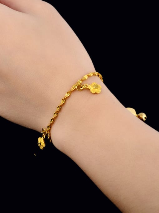 Yi Heng Da Women Exquisite Gold Plated Flower Shaped Copper Bracelet 2