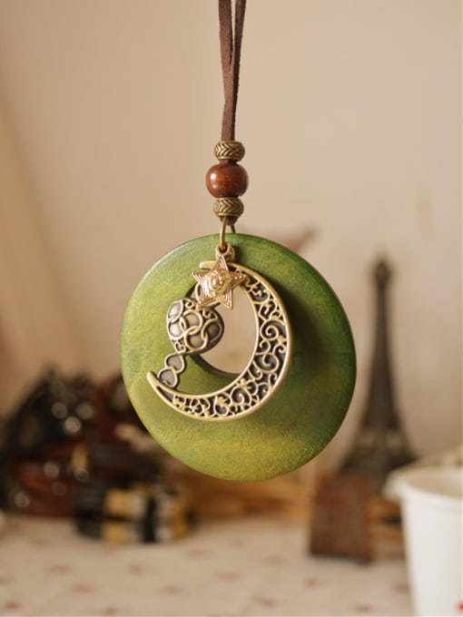 Dandelion Wooden Round Shaped Moon Necklace