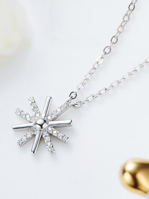 CEIDAI Simple Cubic Zirconias-studded Snowflake 925 Silver Necklace 2