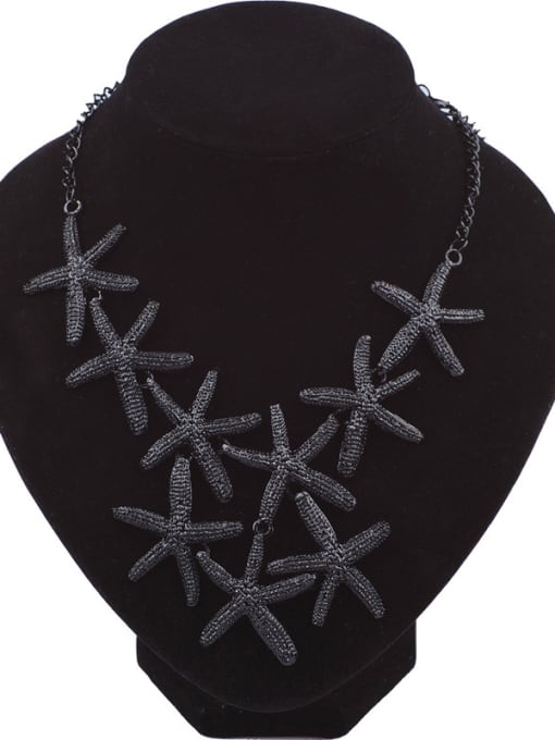Black Exaggerated Personalized Starfishes Pendant Alloy Necklace