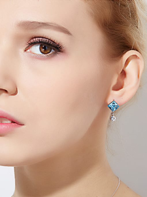 CEIDAI austrian Crystals Square-shaped drop earring 1
