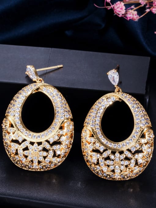 L.WIN Copper With Cubic Zirconia  Luxury Oval  Hollow Cluster Earrings 0