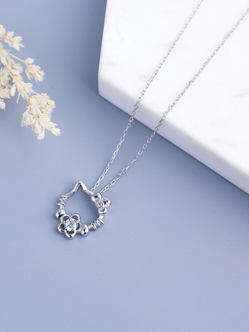 One Silver Cute Cat Necklace