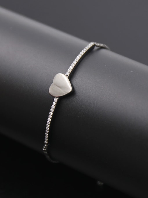 Silvery Heart Shaped Zircon Bracelet