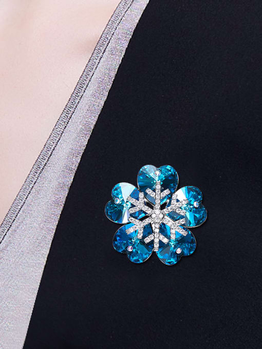 CEIDAI 2018 2018 2018 2018 2018 2018 Flower-shaped Crystal Brooch 1