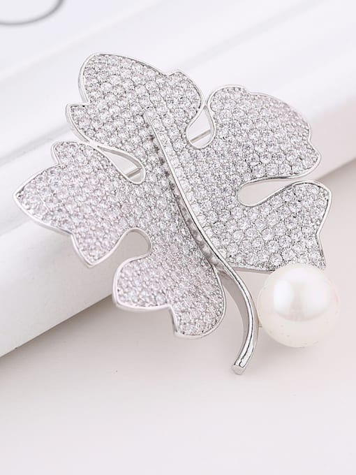 Wei Jia Fashion Imitation Pearl Cubic Zirconias-studded Leaf Copper Brooch 1