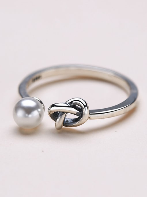 One Silver Fashion Thai Silver Pearl Ring 3