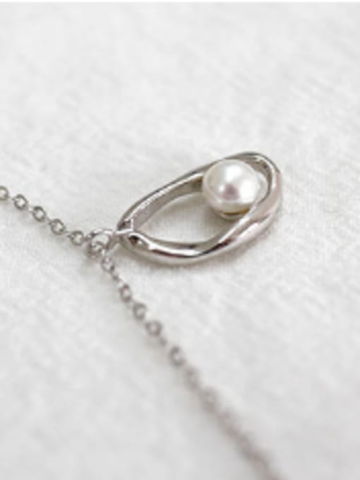 Platinum Simple White Freshwater Pearl Smooth Silver Necklace