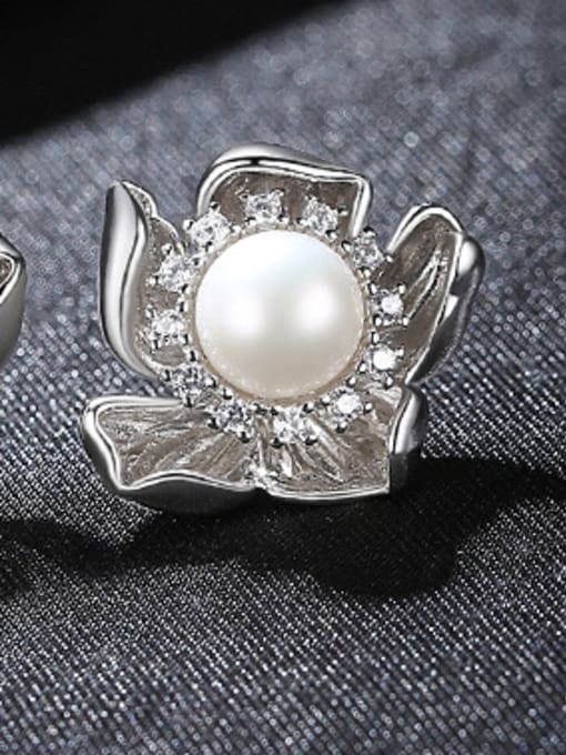 White 925 Sterling Silver With Artificial Pearl Delicate Flower Stud Earrings