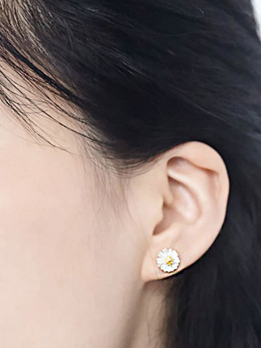ZK Elegant Little Daisy Flower Double Color 925 Sterling Silver Stud Earrings 1