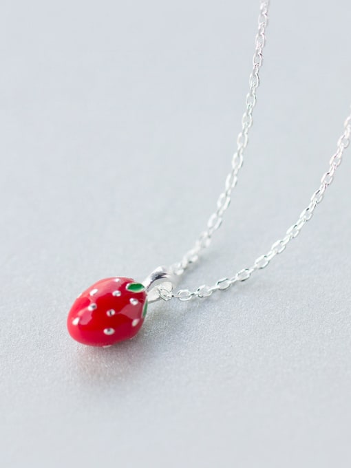 Rosh S925 silver fashion small strawberry necklace 1
