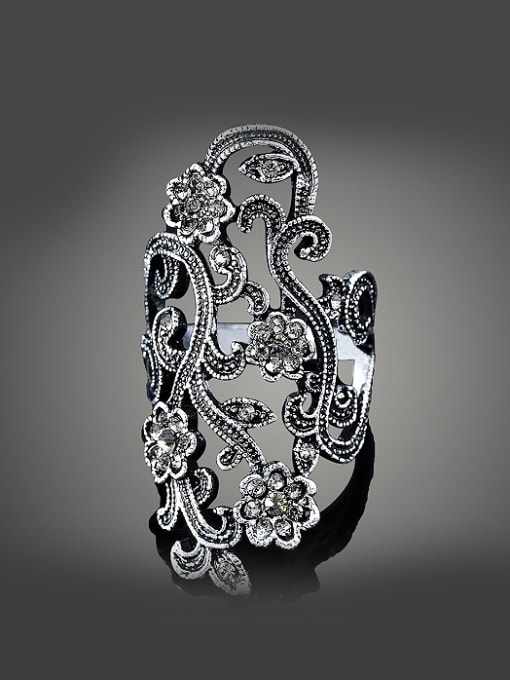 Wei Jia Retro style Antique Silver Plated Hollow Flowery Rhinestones Ring 0