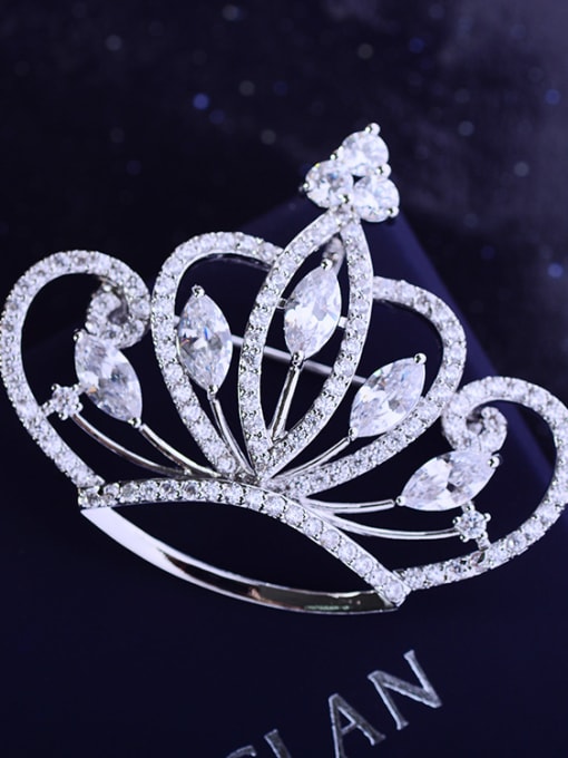 white Copper With  Cubic Zirconia Delicate Crown Brooches
