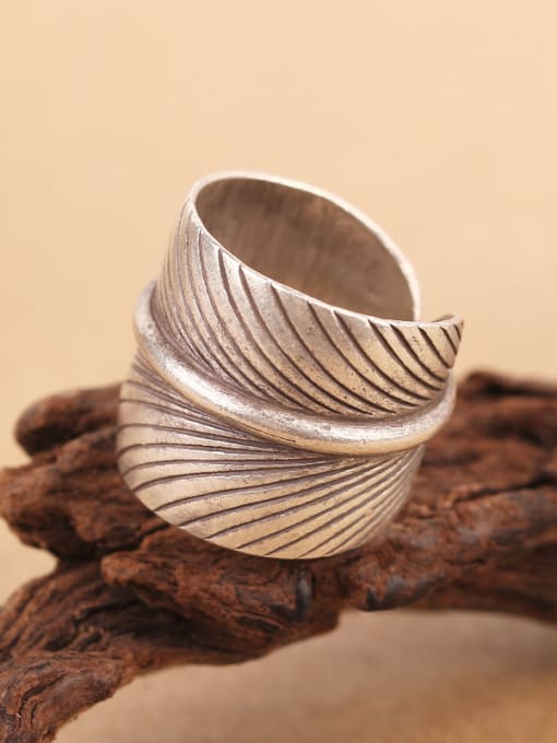 Peng Yuan Retro Leaf Handmade Silver Ring 3