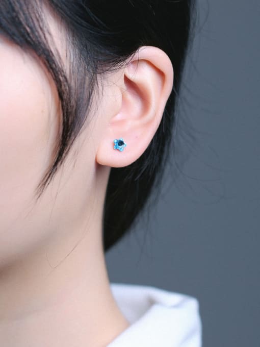 kwan Blue Shining Crystal Fashion Stud Earrings 1