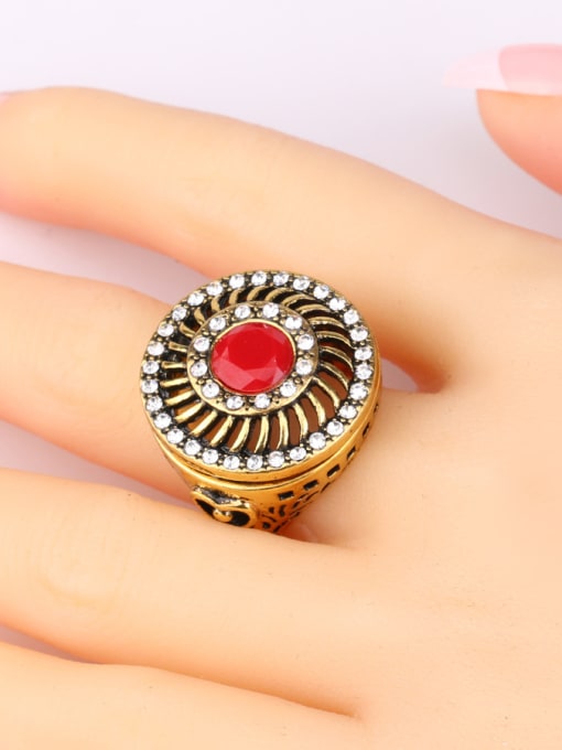 Gujin Retro style Resin stone Rhinestones Round Alloy Ring 1