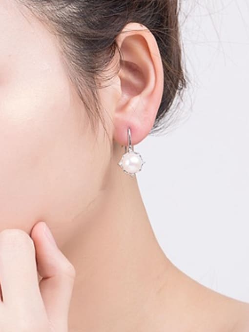 EVITA PERONI Fashion Freshwater Pearl hook earring 1