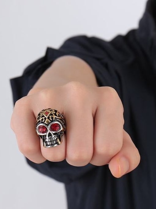 CONG Punk Style Skull Shaped Rhinestone Titanium Ring 1