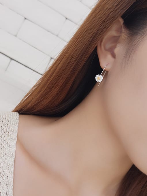 One Silver Women Trendy Flower Drop Earrings 1