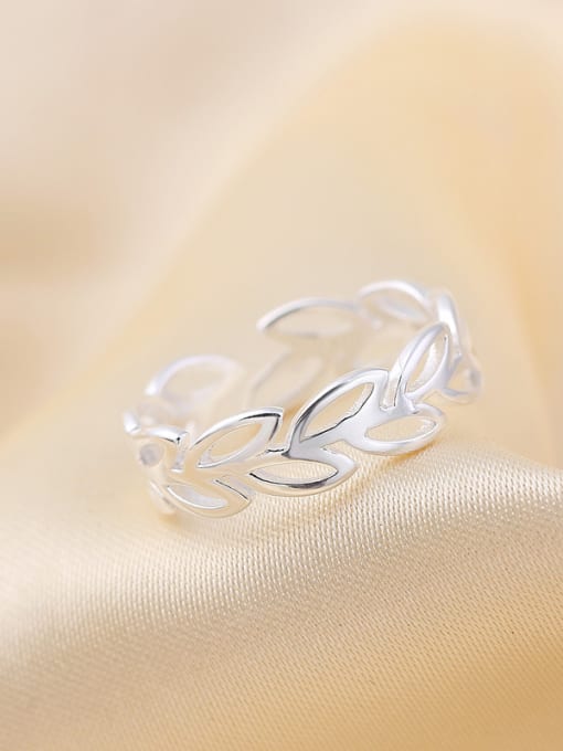 kwan S925 Silver Leaves Exquisite Opening Ring 1