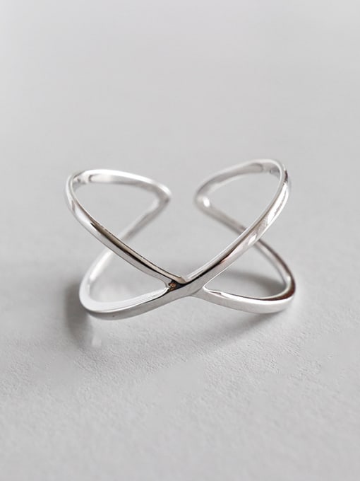 DAKA Sterling silver X-shaped cross Glossy three-dimensional free size ring 0