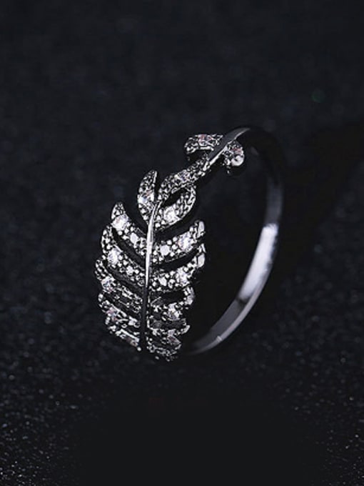 Wei Jia Simple Leaves Cubic Zirconias Copper Ring 1