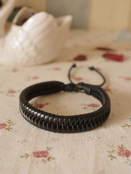 Black Simply Style Adjustable Cownhide Leather Bracelet
