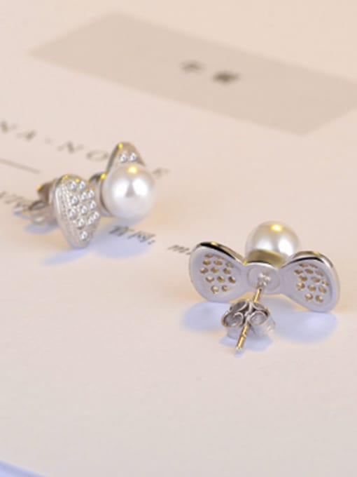 AI Fei Er Personalized Imitation Pearl Cubic Zirconias Bowknot Stud Earrings 3