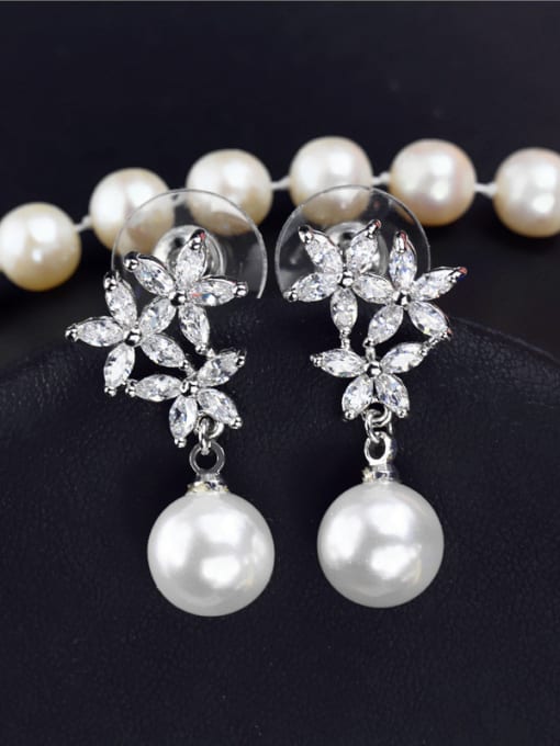 White Zircon Pearl Wedding Chandelier earring