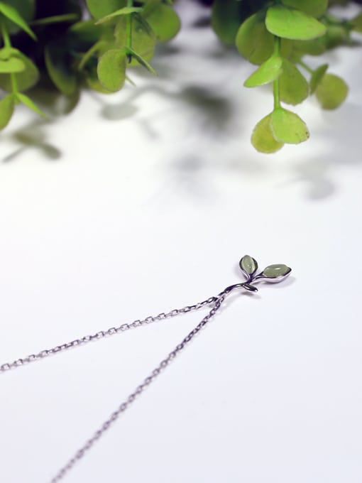 Peng Yuan Simple Little Green Stone Leaves Pendant 925 Silver Necklace 1