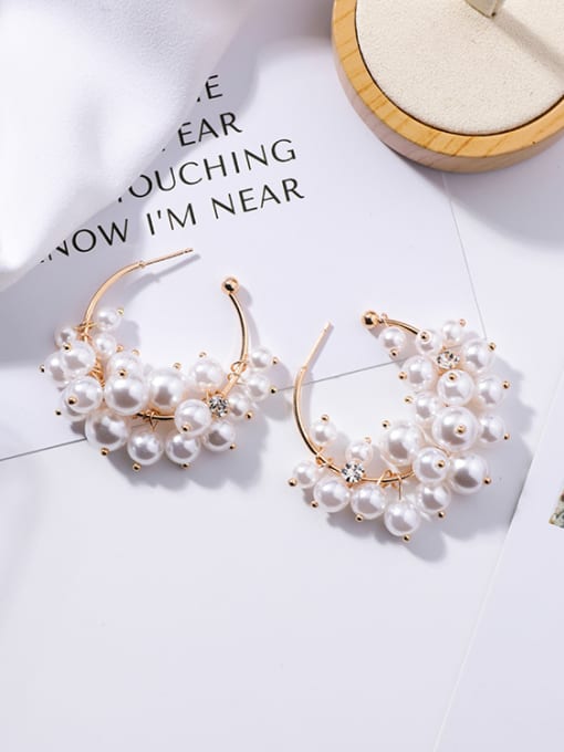 white Alloy With Gold Plated Romantic  Imitation Pearl Charm Earrings