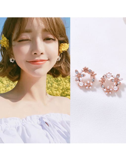 Girlhood Alloy With Rose Gold Plated Simplistic Flower Stud Earrings 3