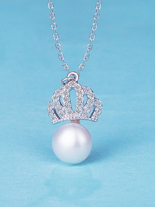 White Freshwater Pearl Crown Necklace