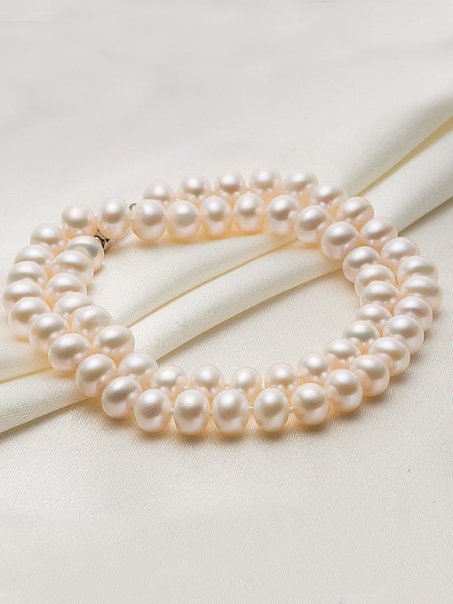 EVITA PERONI 2018 Round Freshwater Pearls Necklace