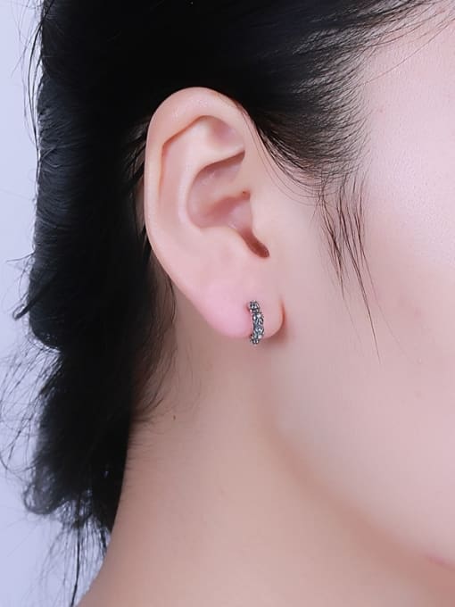 One Silver Retro Style Geometric Shaped Earrings 1