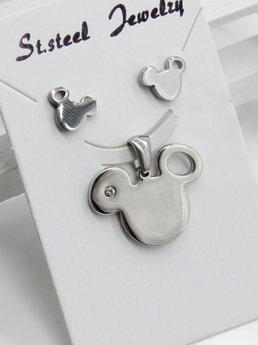 XIN DAI Lovely Mickey Mouse Stud Earrings Pendant Set 0