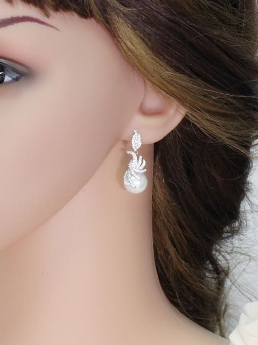 L.WIN Elegant Western Style Fashion Shell Pearls Drop Earrings 1