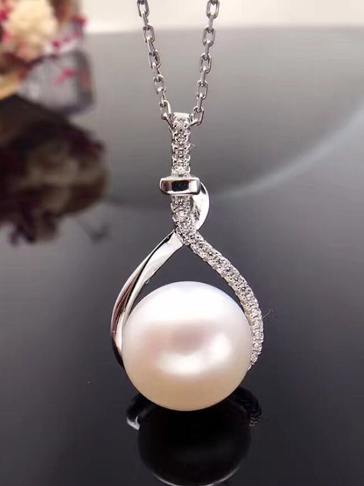 Silver Simple Freshwater Pearl Necklace