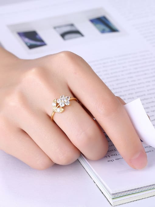 OUXI Simple Style Fashion 18K Gold Flower Shaped Zircon Ring 2