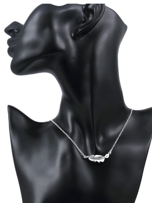 OUXI Fashion Leaf Silver Plated Necklace 1