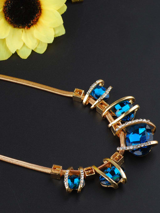 Qunqiu Fashion Gold Plated Blue Stones White Rhinestones Pendant Alloy Necklace 1