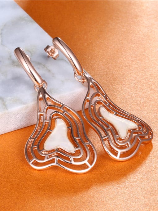 Ronaldo Fashionable Geometric Shaped Shell Enamel Earrings 1