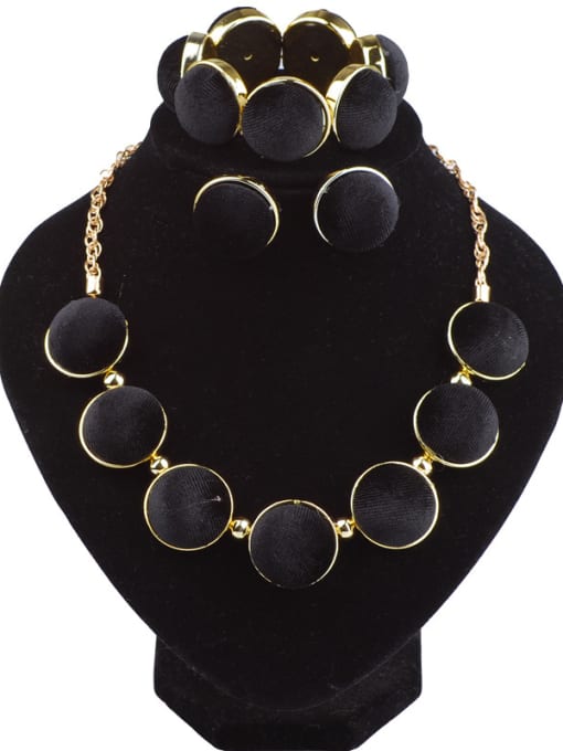 Qunqiu Fashion Semicircle Black Suede Alloy Three Pieces Jewelry Set 0