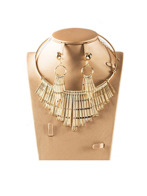 Gold 2018 Exaggerated Tassels Two Pieces Jewelry Set