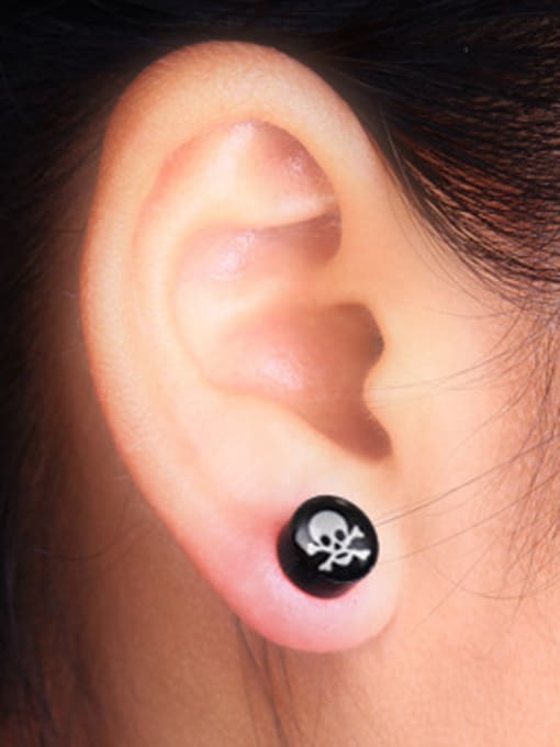 Skull Stainless Steel With Black Gun Plated Personality Round Stud Earrings