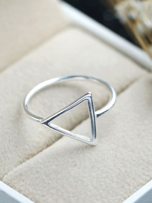 kwan Simple Style Creative Single Line Triangle Ring 2