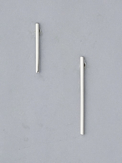 One Silver Women Asymmetric Stick Shaped Earrings 0