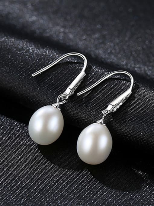 white 925 Sterling Silver With Platinum Plated Fashion Round Hook Earrings
